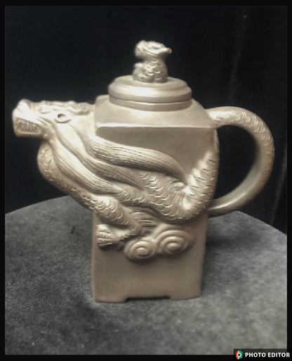 CCCI Xiying  Dragon motif Teapot